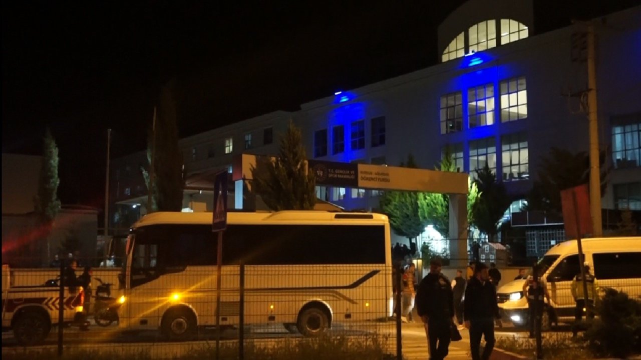 KYK yurdunda temizlik malzemeleri devrildi, kimyasal tepkime sebebiyle öğrenciler tahliye edildi
