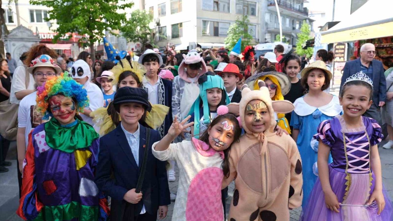 Büyükçekmece’de Tiyatro Festivali coşkusu başladı