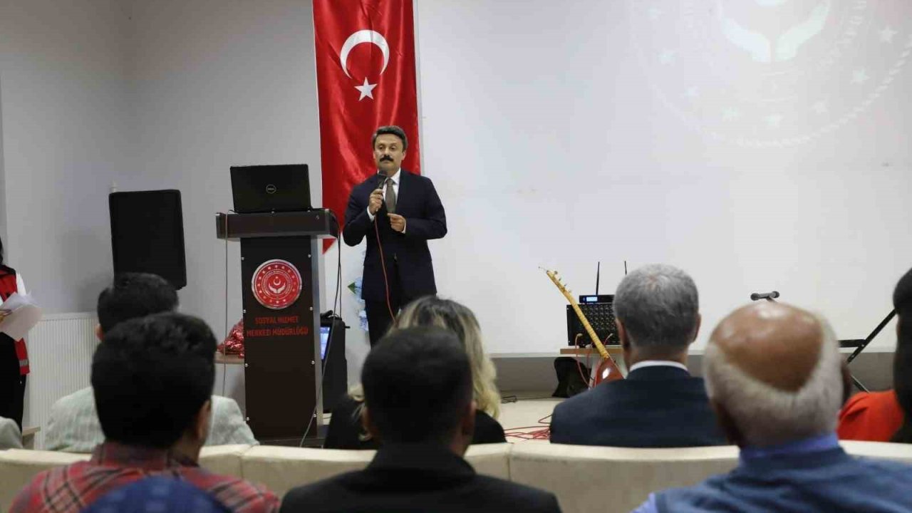 Kuşakları buluşturan program Besni’de yoğun ilgi gördü