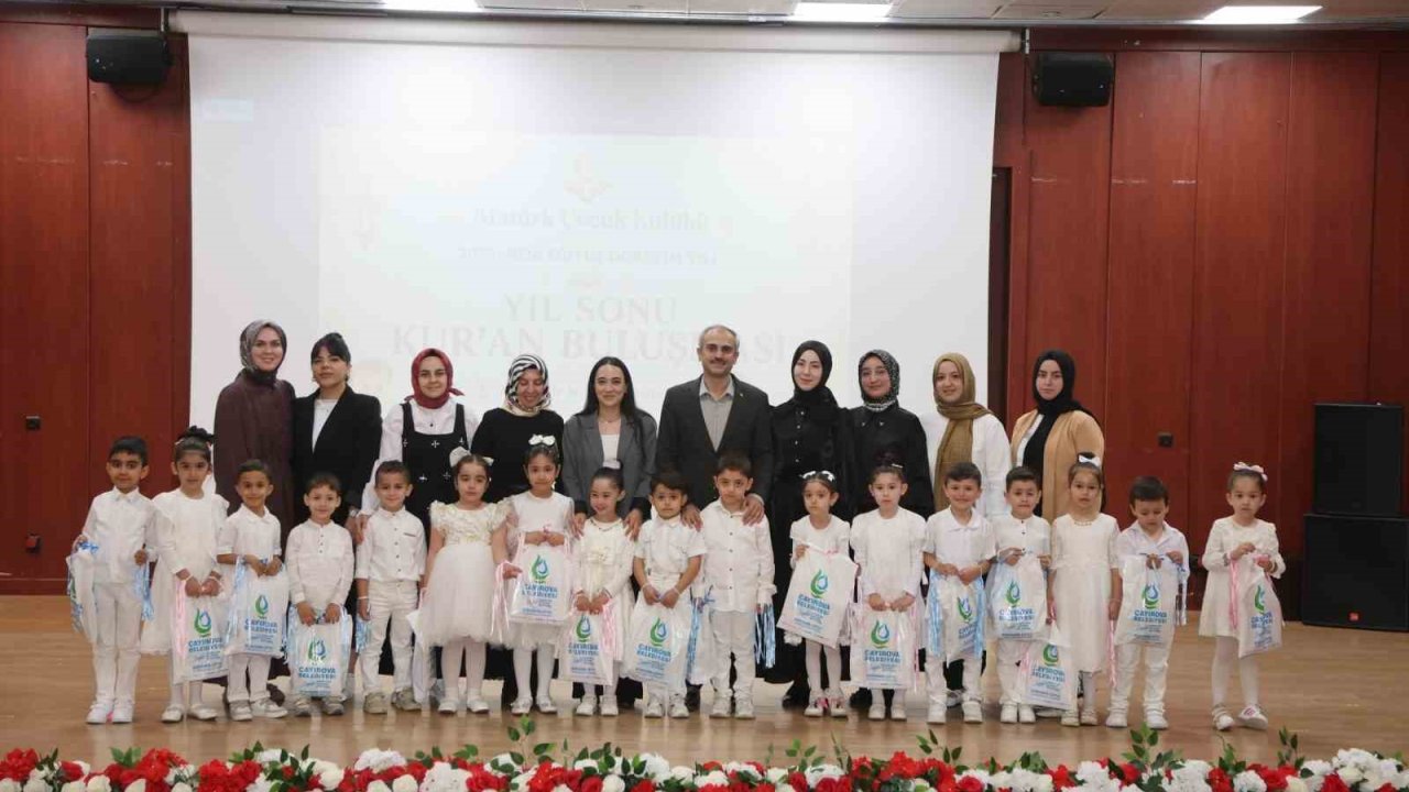 Çayırova’da minikler Kur’an-ı Kerim’e geçmenin heyecanını yaşadı