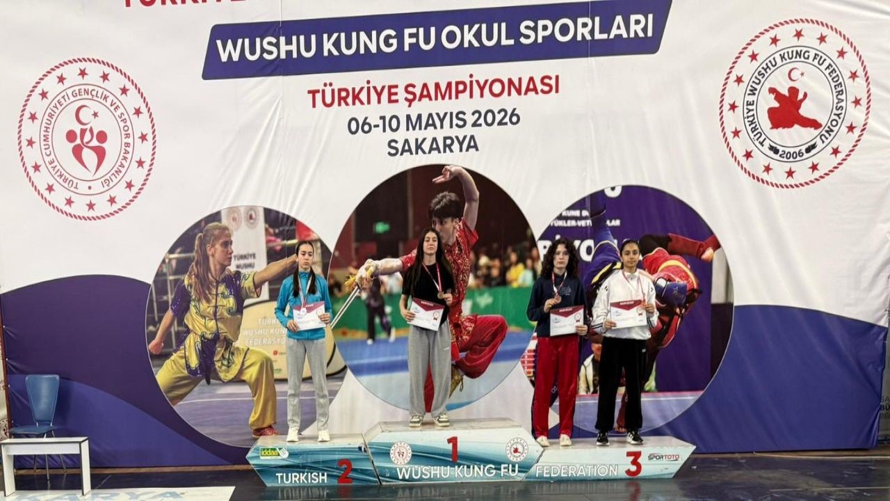 Devrekli öğrenci ilçeye şampiyon olarak döndü