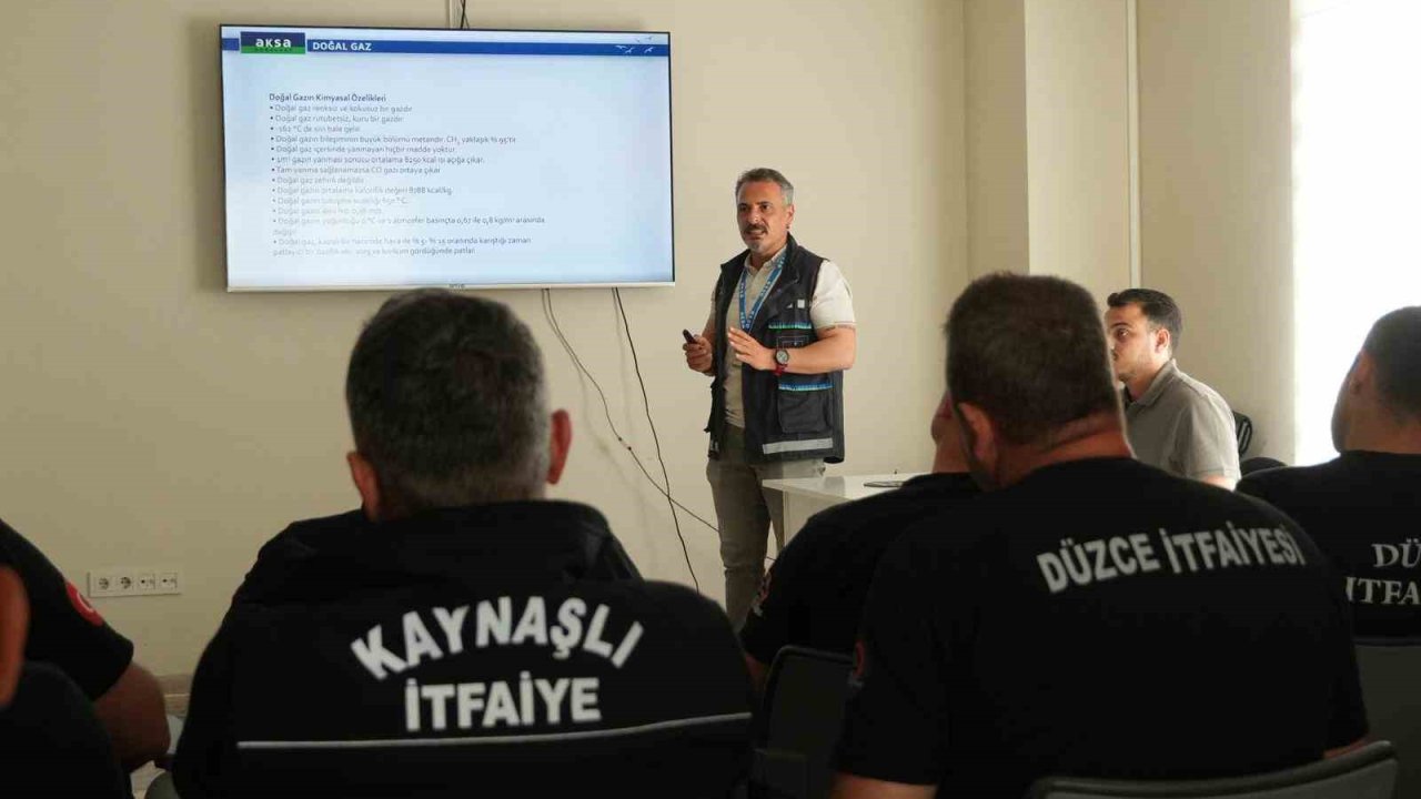 İtfaiye personeline doğalgaz eğitimi