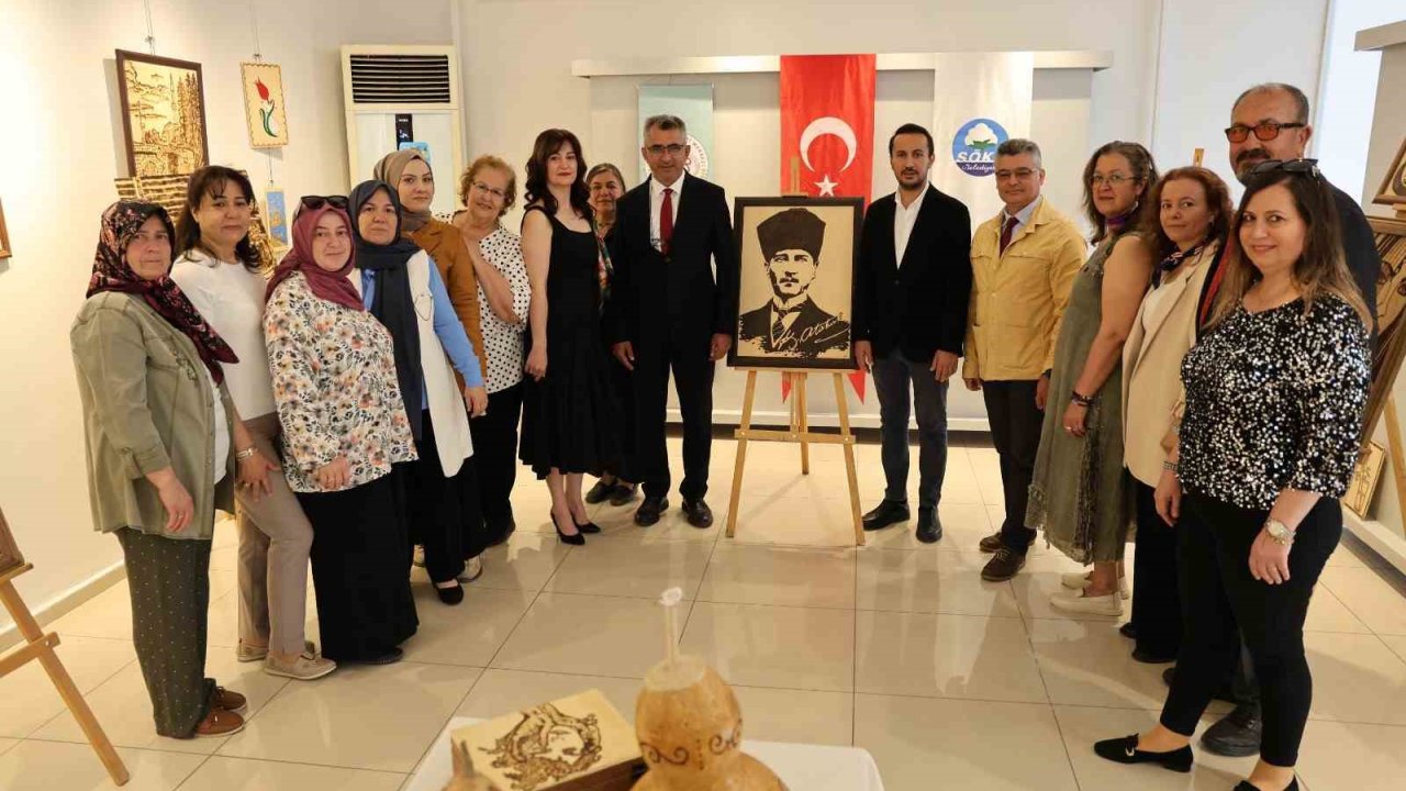 Söke’de ahşap yakma sanatının zarif örnekleri sanatseverlerle buluştu