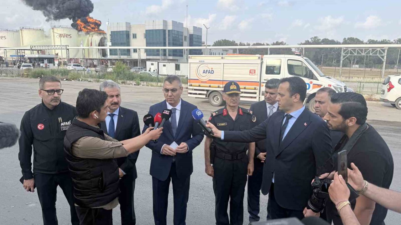 Mersin Valisi Toros: "Önceliğimiz yangının diğer tanklara sıçramasını önlemek"