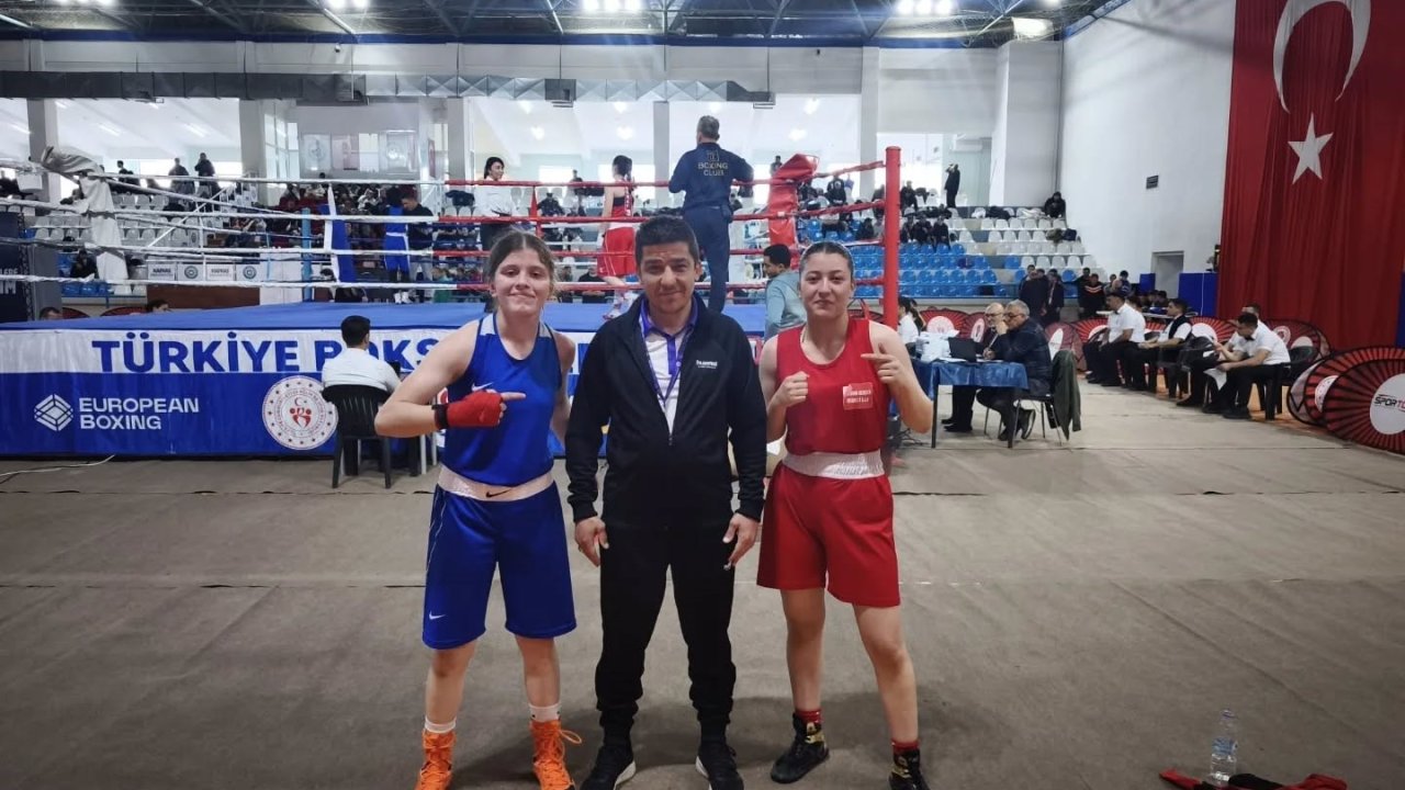 Kütahya Belediyespor’dan Türkiye Boks Şampiyonası’nda çifte başarı