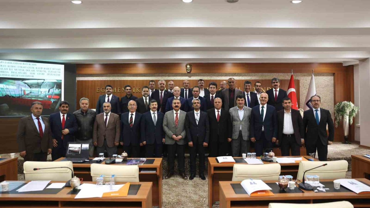 Başkan Sekmen: "İnsanı merkeze alan bir belediyecilik anlayışındayız"