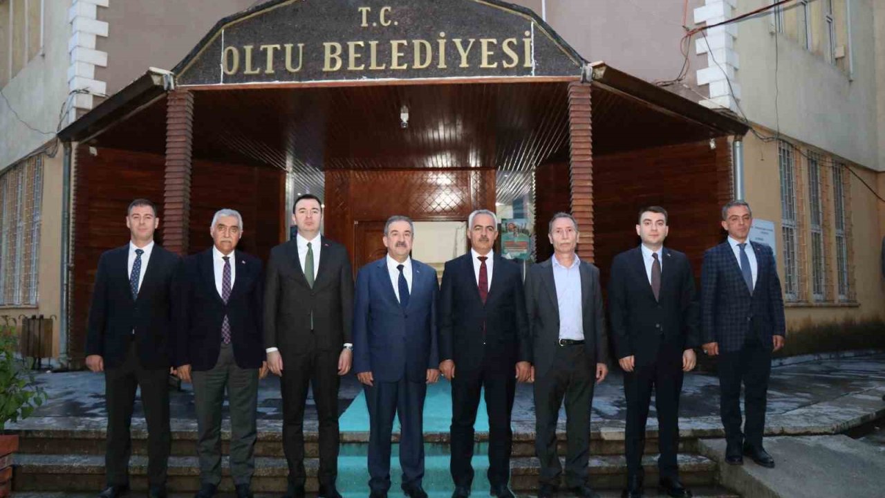 Akyel, memleketi Erzurum’da