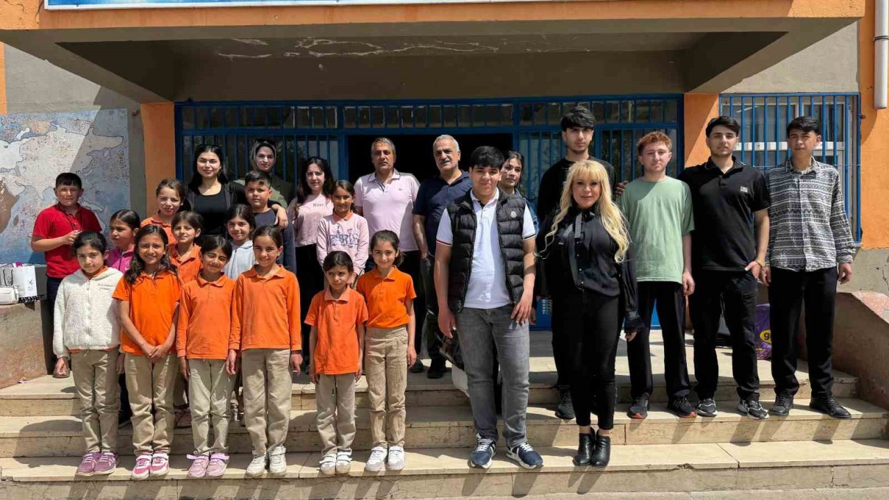 MESEM öğrencilerinden köy okullarına anlamlı etkinlik