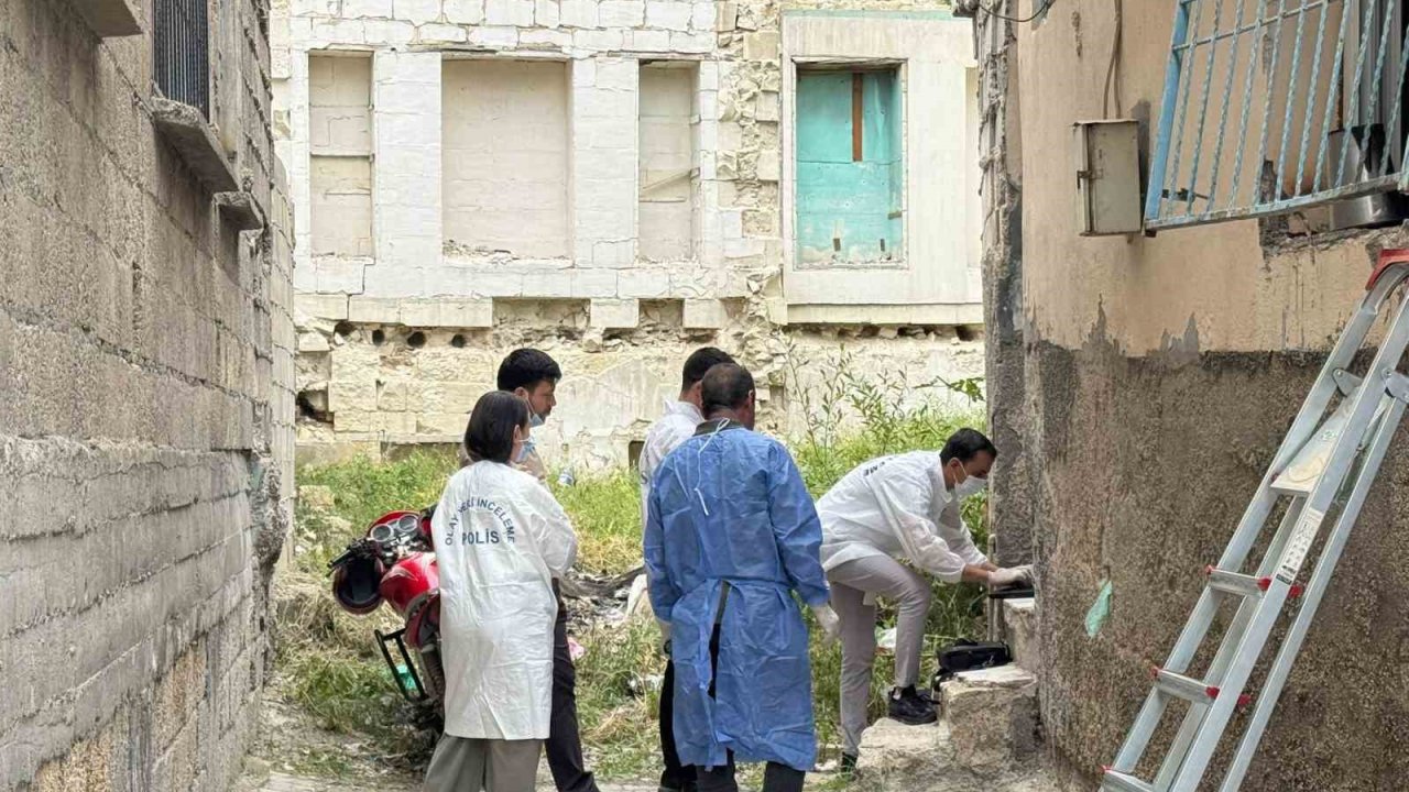 Yalnız yaşayan kadın ölü bulundu