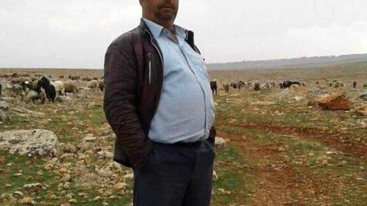 Devrilen traktörün altında kalan sürücü hayatını kaybetti