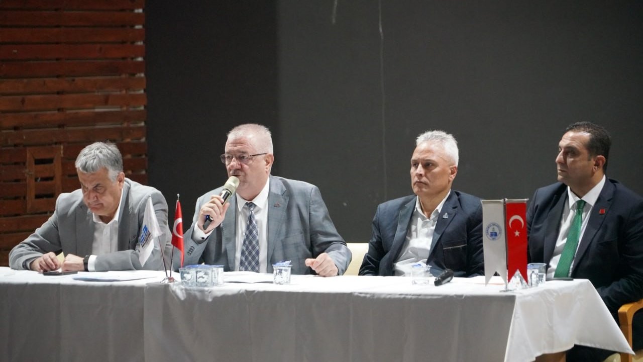 Edremit Belediyesi halk buluşmalarını sürdürüyor
