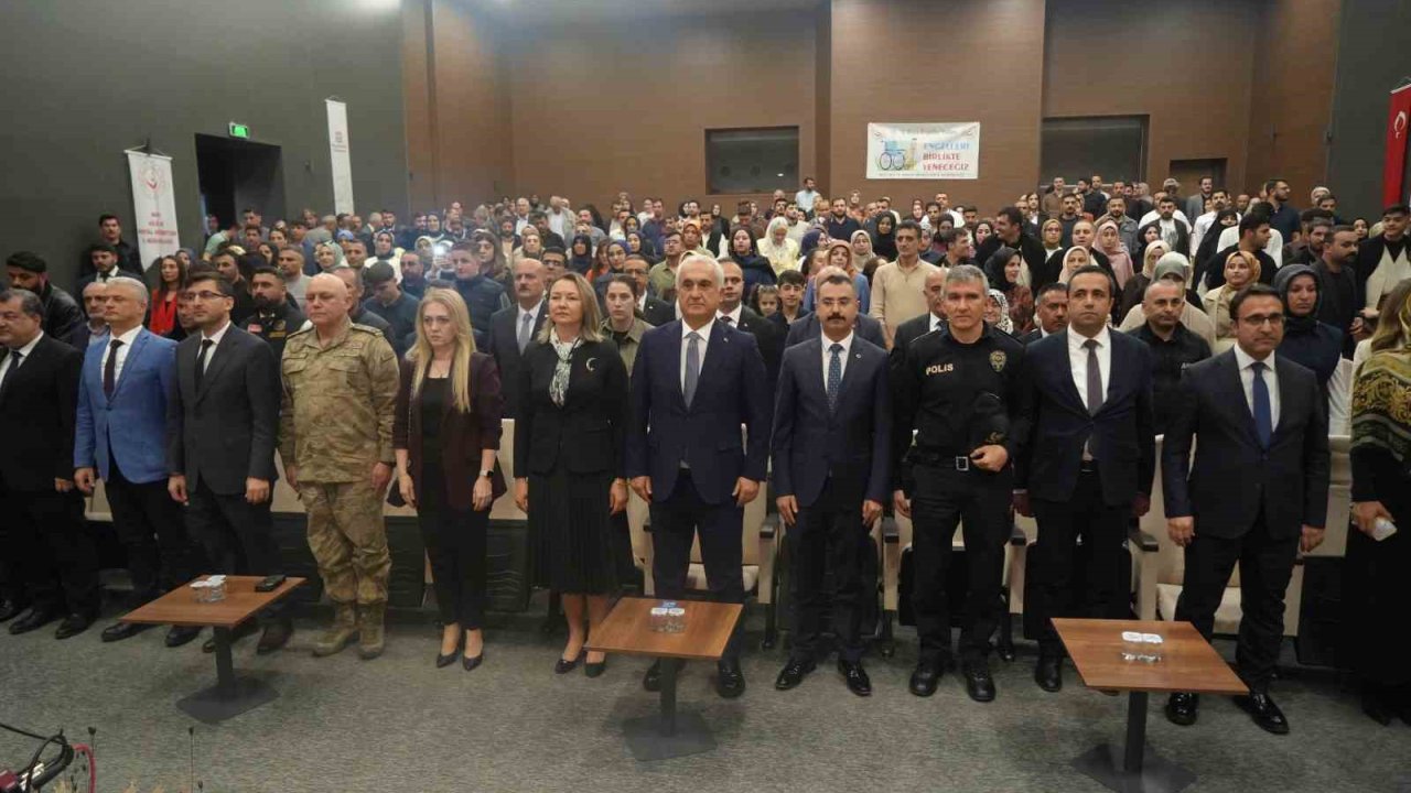 Muş’ta "Engelliler Haftası" etkinlikleri renkli görüntülere sahne oldu