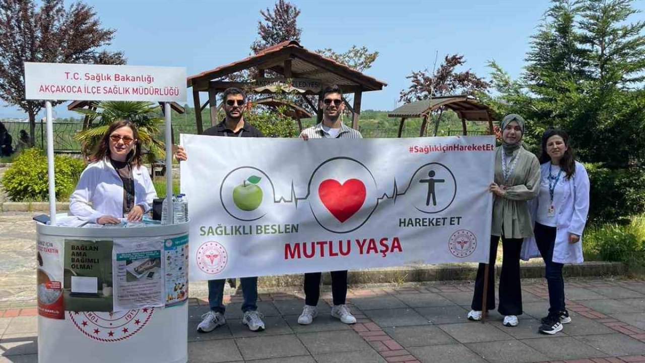 Akçakoca bahar şenlikleri’nde sağlık standına yoğun ilgi