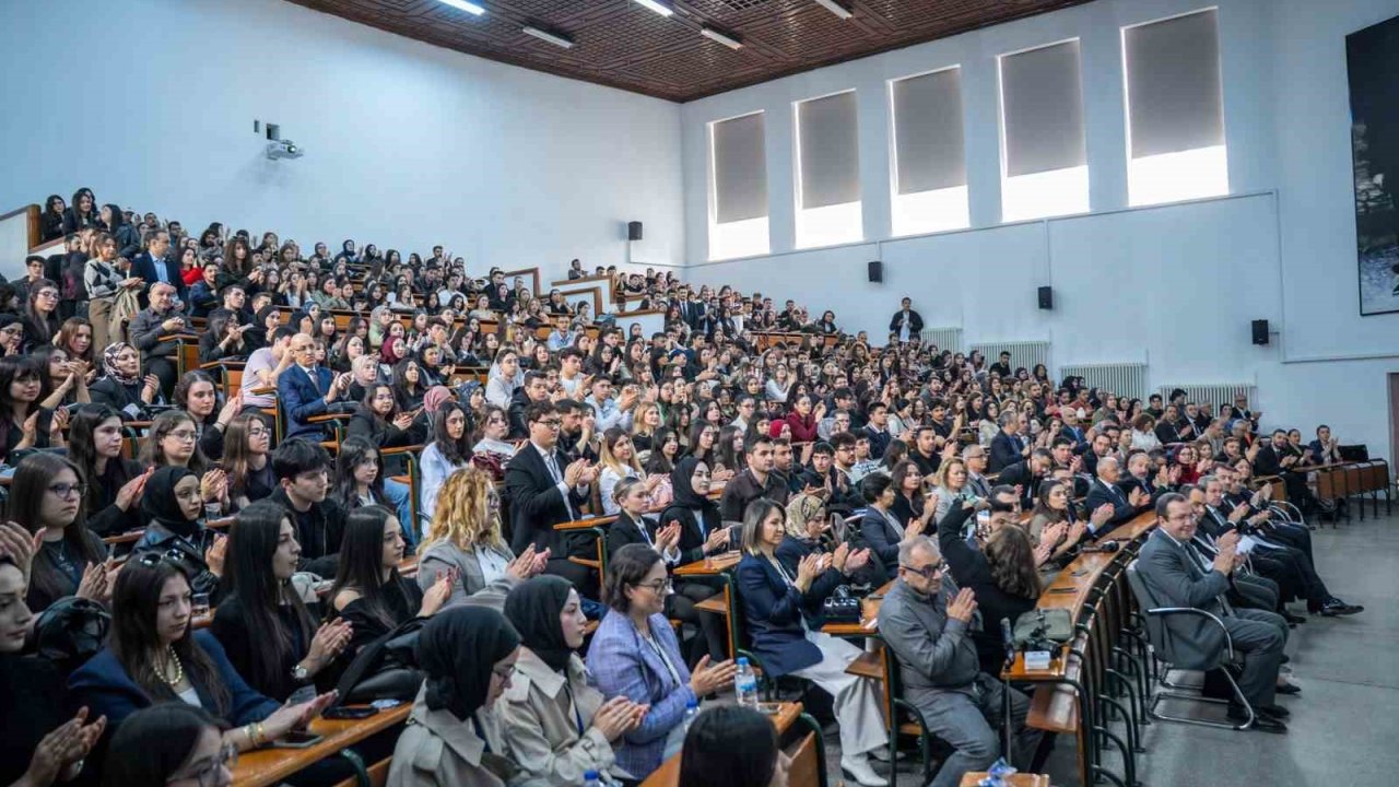 BŞEÜ, ‘Sigortalı Anadolu Zirvesi 2026’ programında yer aldı