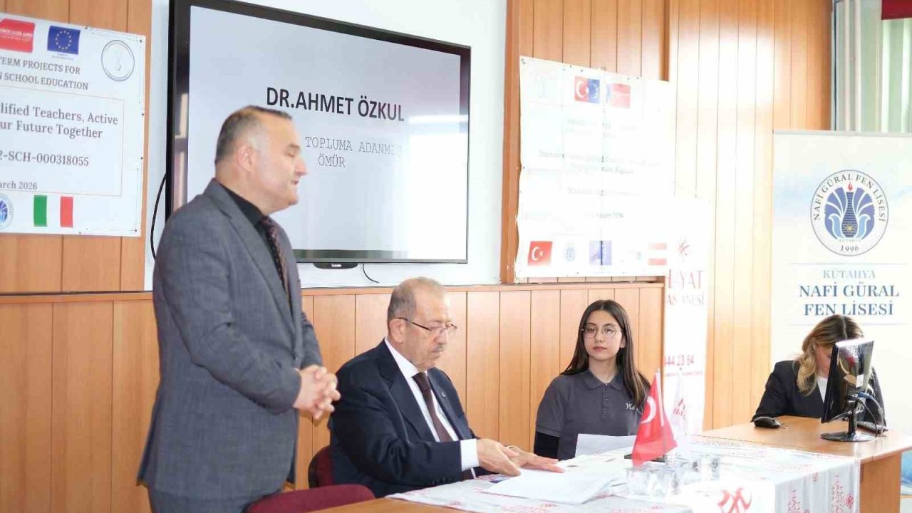 48 yıllık tecrübe Kütahya’da gençlerle buluştu