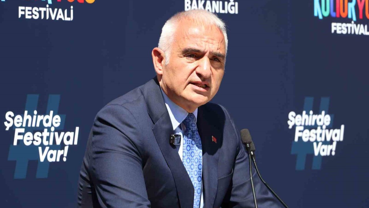 Kültür ve Turizm Bakanı Ersoy: "Kültür Yolu Festivali, Eskişehir esnafına can suyu olacak"