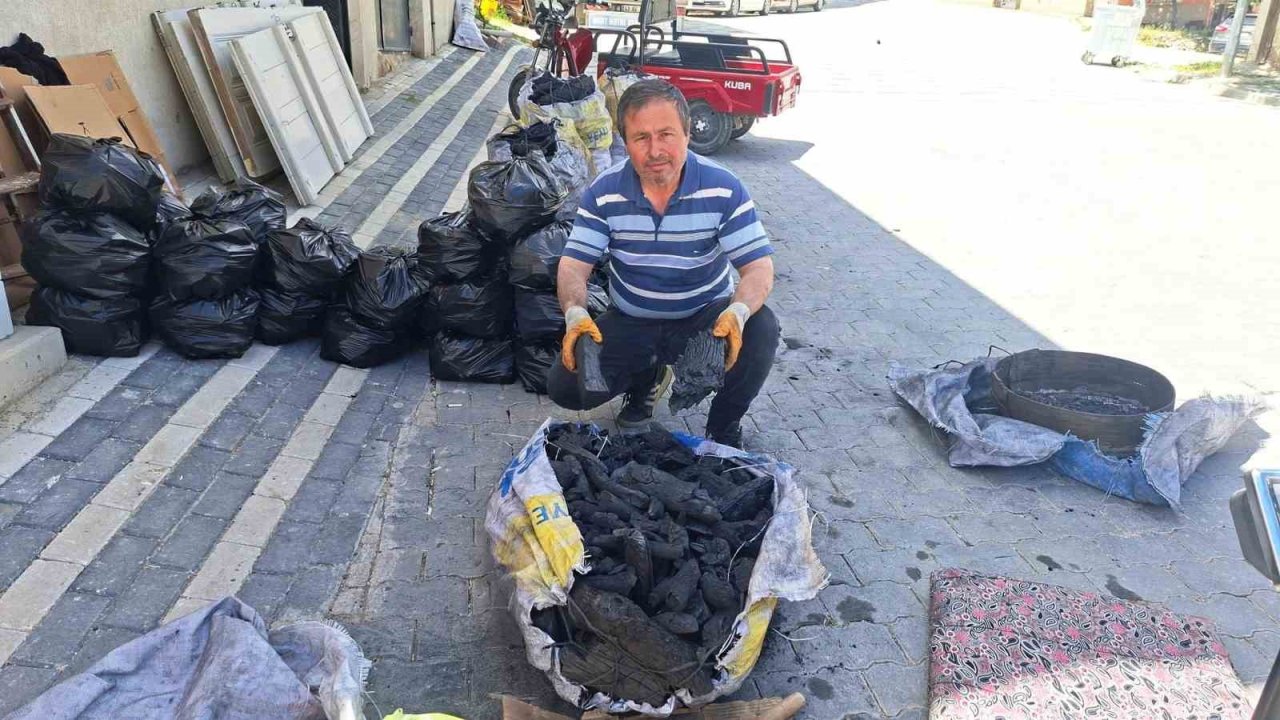 Kurban Bayramı yaklaştı, Hisarcık’ta mangal kömürü satışları arttı