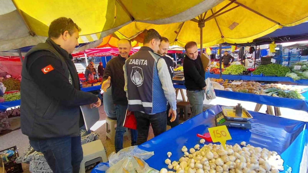 Bolu’da pazarda fiyat ve tartı denetimi