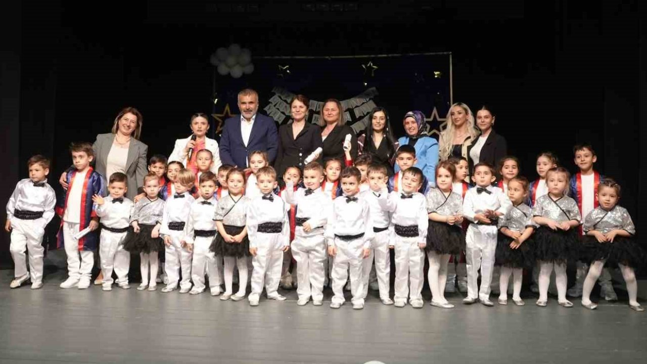 Minikler yetenekleri ile parmak ısırttı