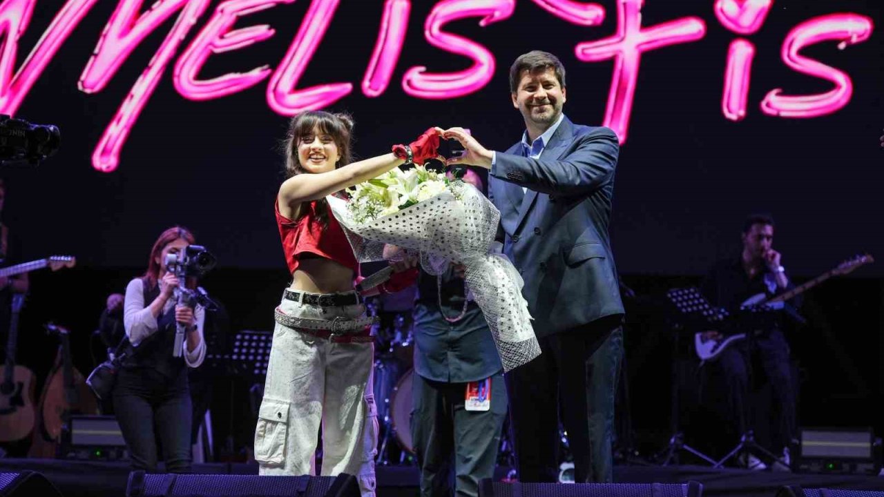 Tarsus’ta Çocuk ve Gençlik Festivali coşkuyla başladı