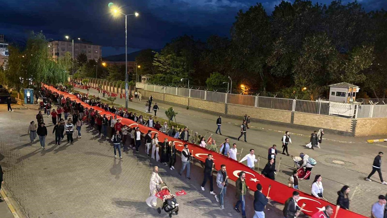 Iğdır’da "Gençlik Yürüyüşü" düzenlendi