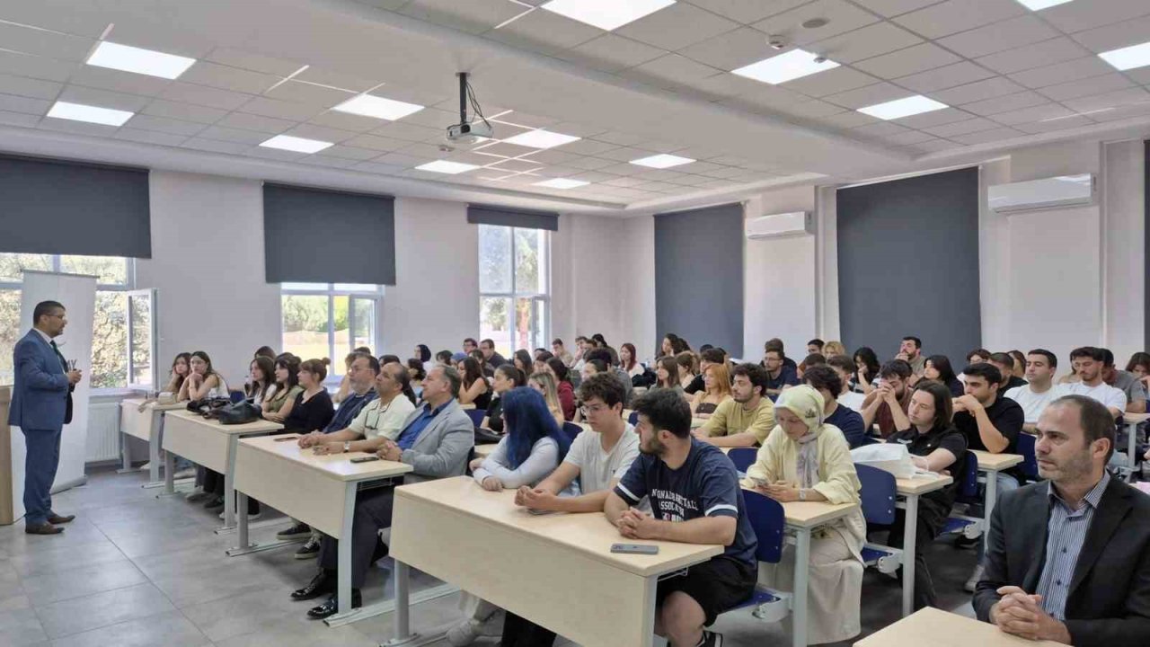 Milas Veteriner Fakültesi’nde ‘Ailem benim her şeyim’ paneli