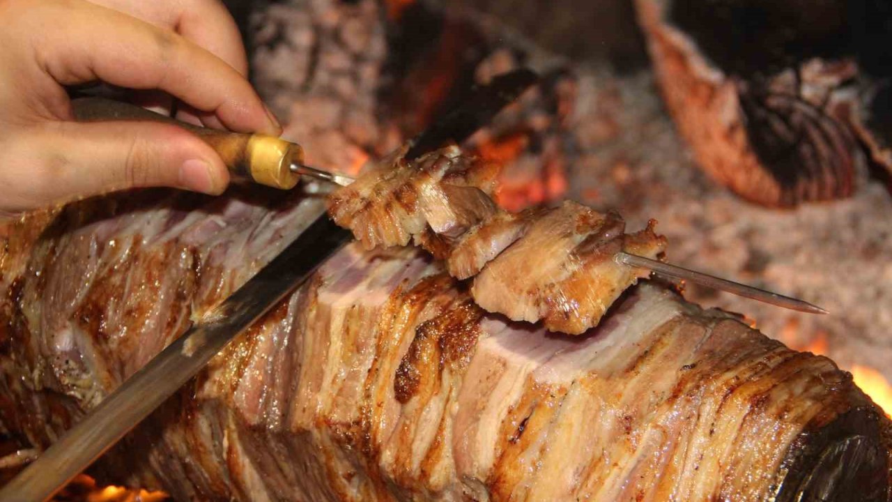 Oltu Cağ kebabı TasteAtlas listesinde Türkiye ikincisi oldu
