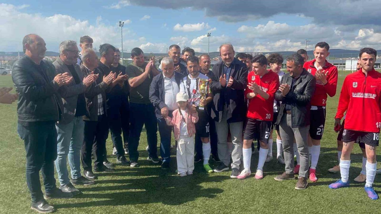 Tavşanlı’da ligin bitimine 2 hafta kala şampiyon Göbelspor oldu