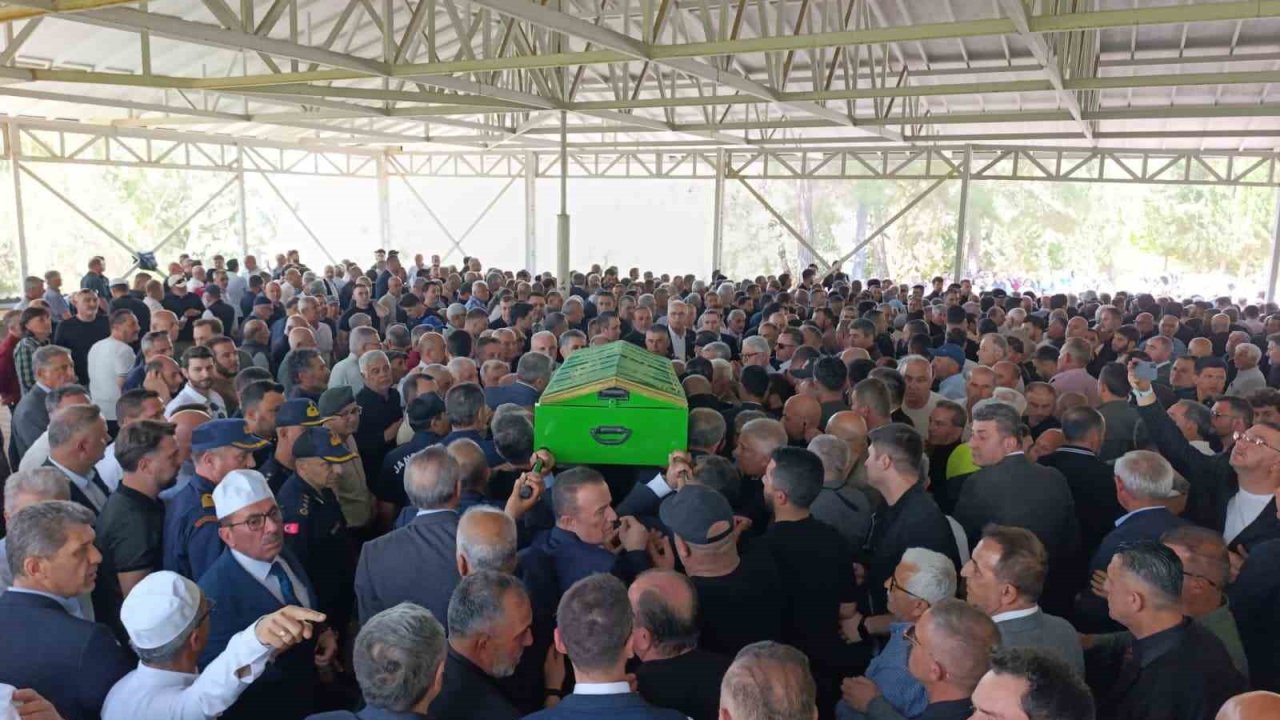 İş insanı Aydın Çavuşoğlu son yolculuğuna uğurlandı