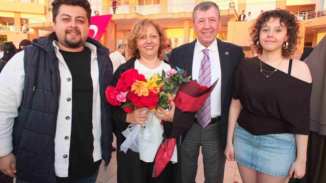 Burhaniye’ de 2 çocuk annesi Ayla Erdil bölüm birincisi oldu