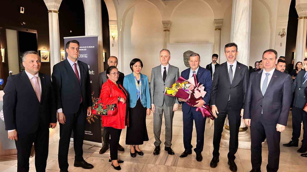 Ankara’da "Elde Vefa Gözde Zarafet: Takı Sanatının 12 Bin Yıllık Öyküsü" sergisi açıldı