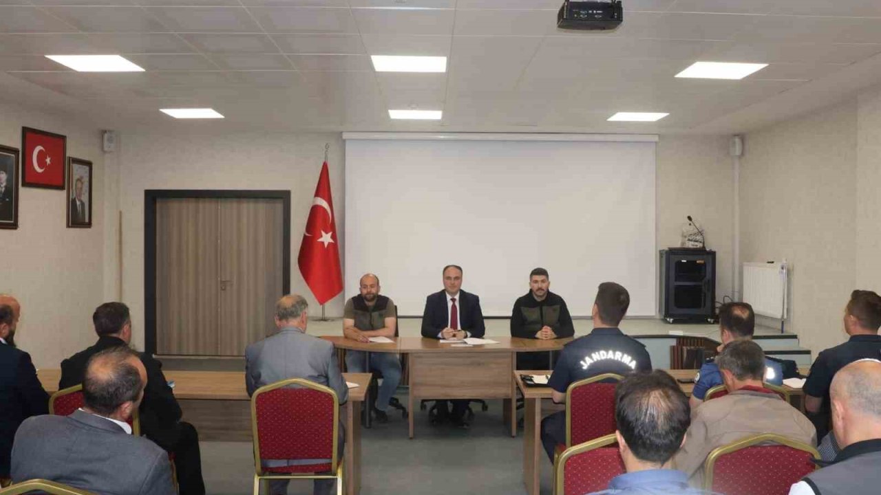 Aslanapa’da orman yangınlarıyla mücadele toplantısı