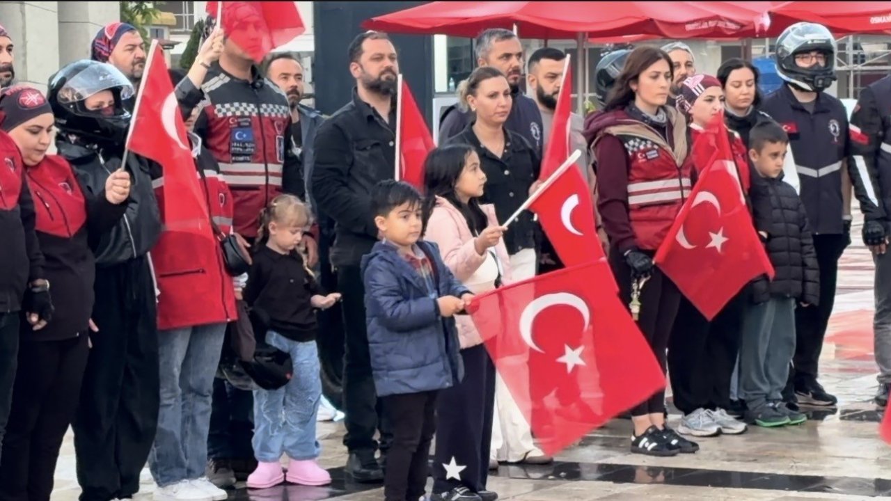 Osmaniye’de motosiklet tutkunlarından 19 Mayıs korteji