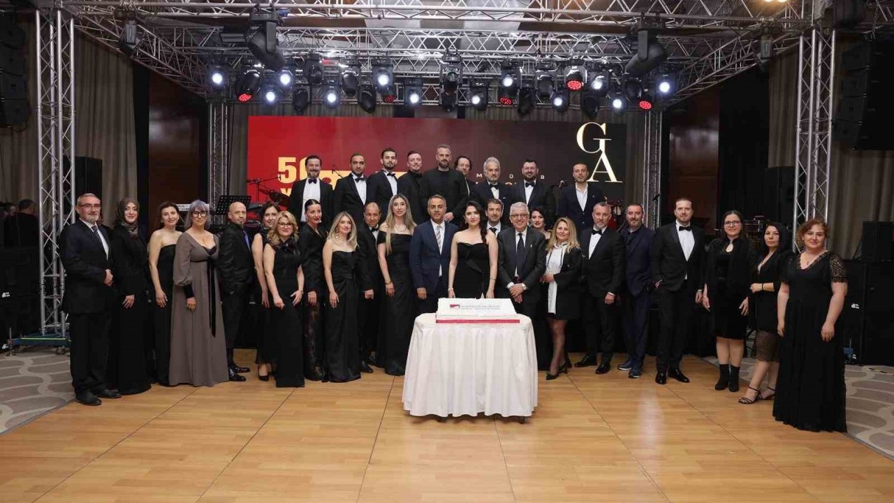 Bursa’da mesleğin duayeni içmimarlara ödül