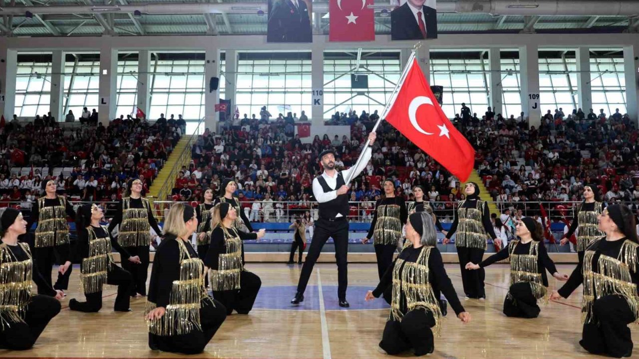 Afyonkarahisar’da 19 Mayıs coşkusu