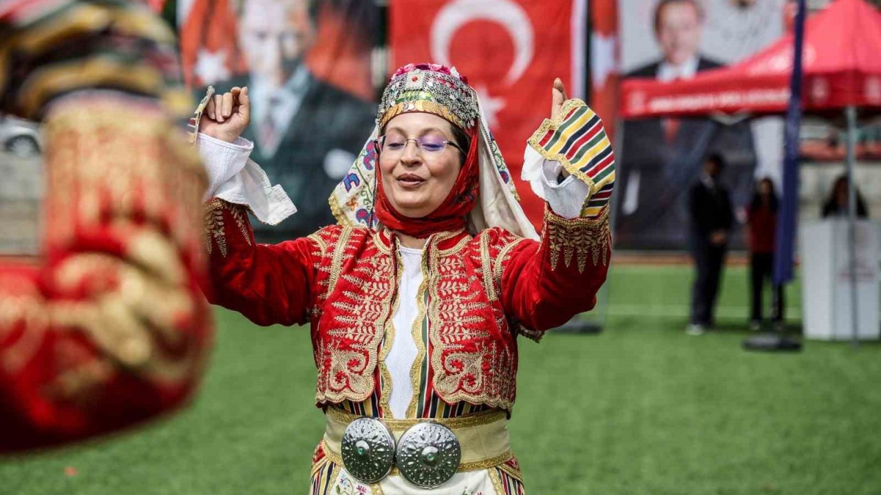 Çameli’de 19 Mayıs Atatürk’ü Anma, Gençlik ve Spor Bayramı coşkuyla kutlandı.