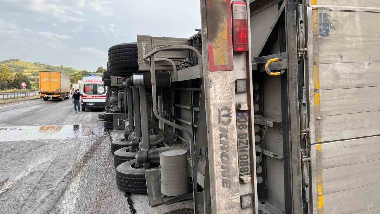 Balıkesir’de tır kazası: 1 yaralı