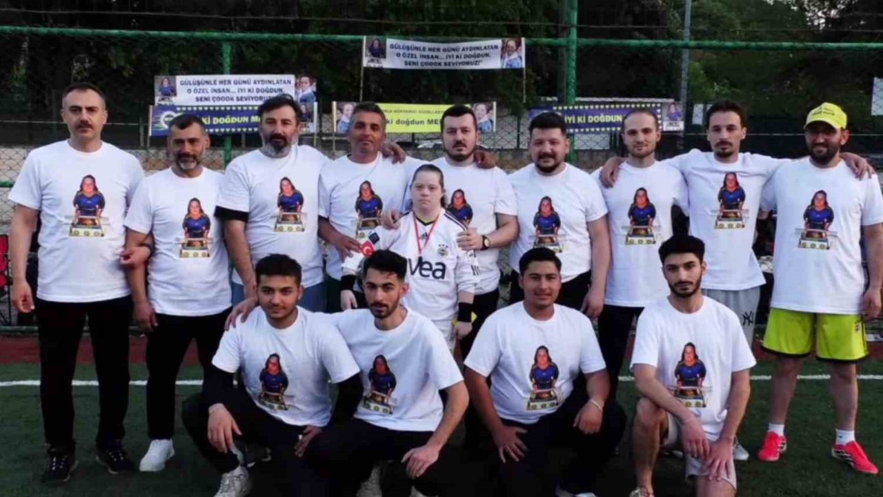 Down sendromlu Melisa’nın halı saha hayali gerçek oldu