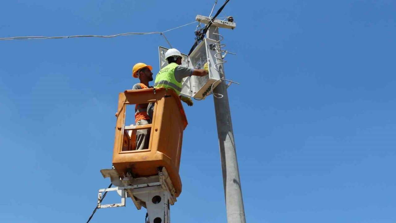 Dicle Elektrik’ten Akçakale ve Harran’a 470 milyon liralık yatırım