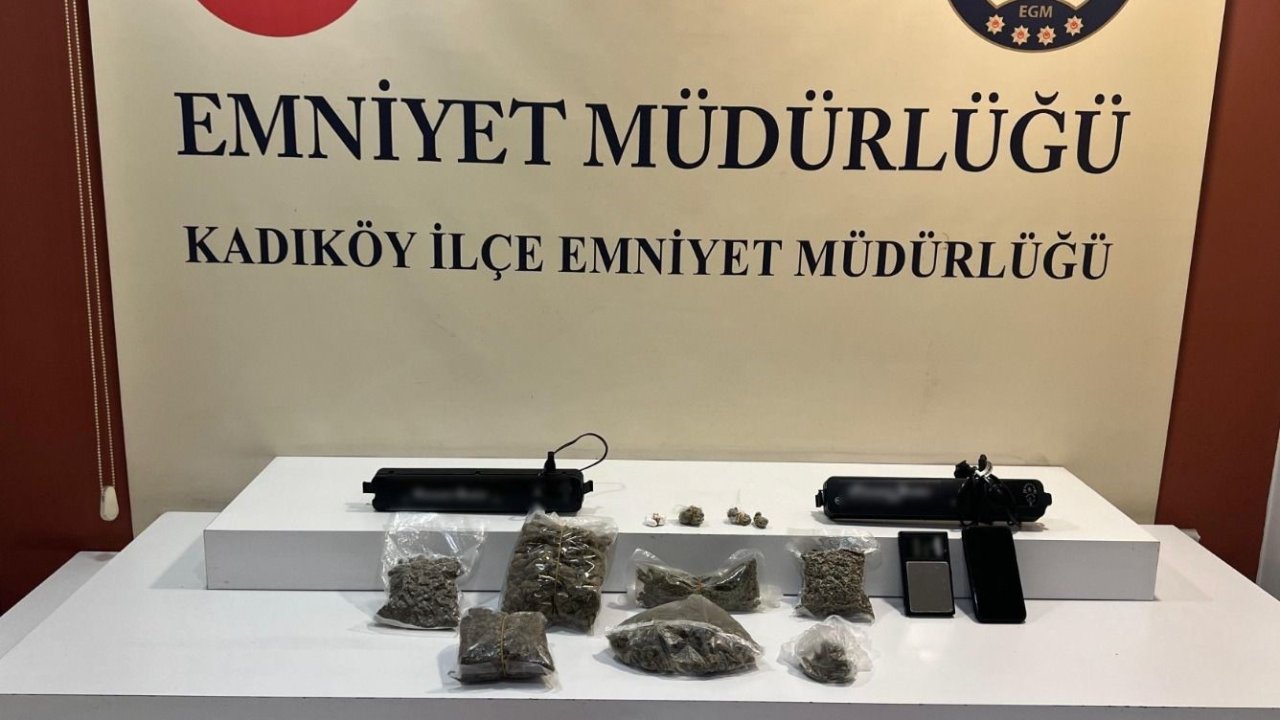 Kadıköy’de narkotik operasyonu: İş yerindeki gizli bölmeden uyuşturucu çıktı