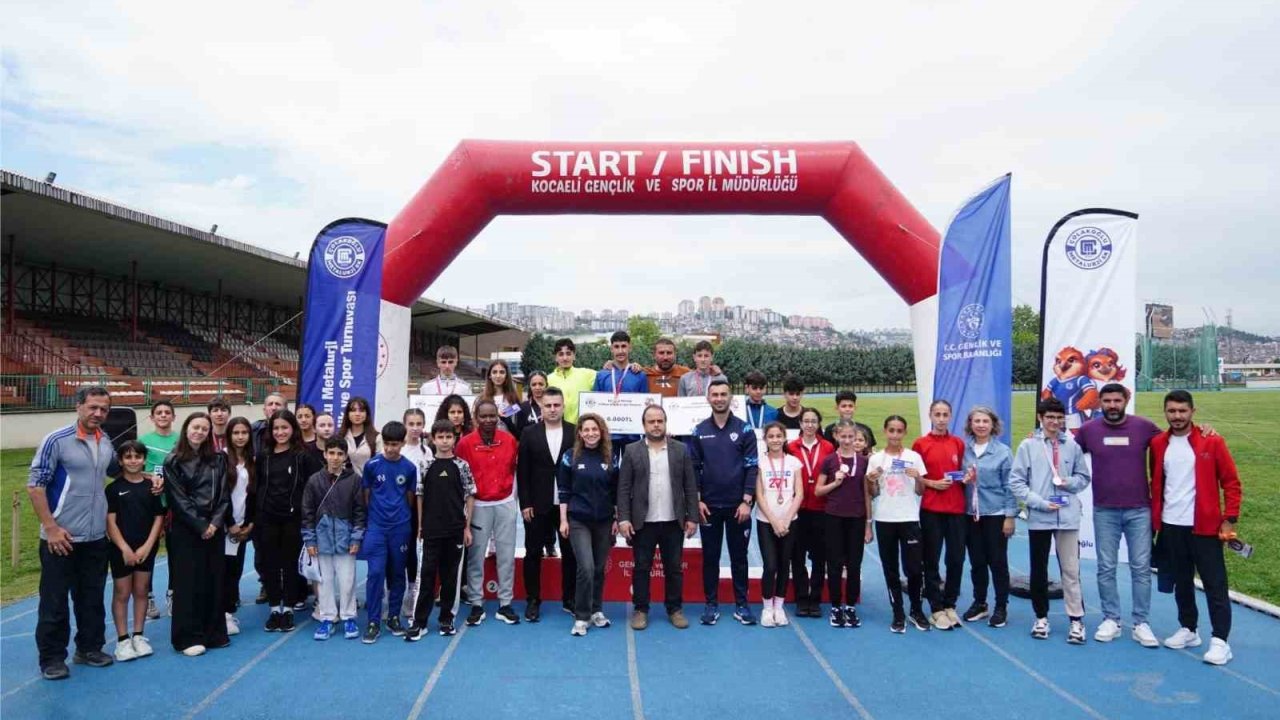 Çolakoğlu Metalurji, 19 Mayıs’ı genç sporcularla kutladı