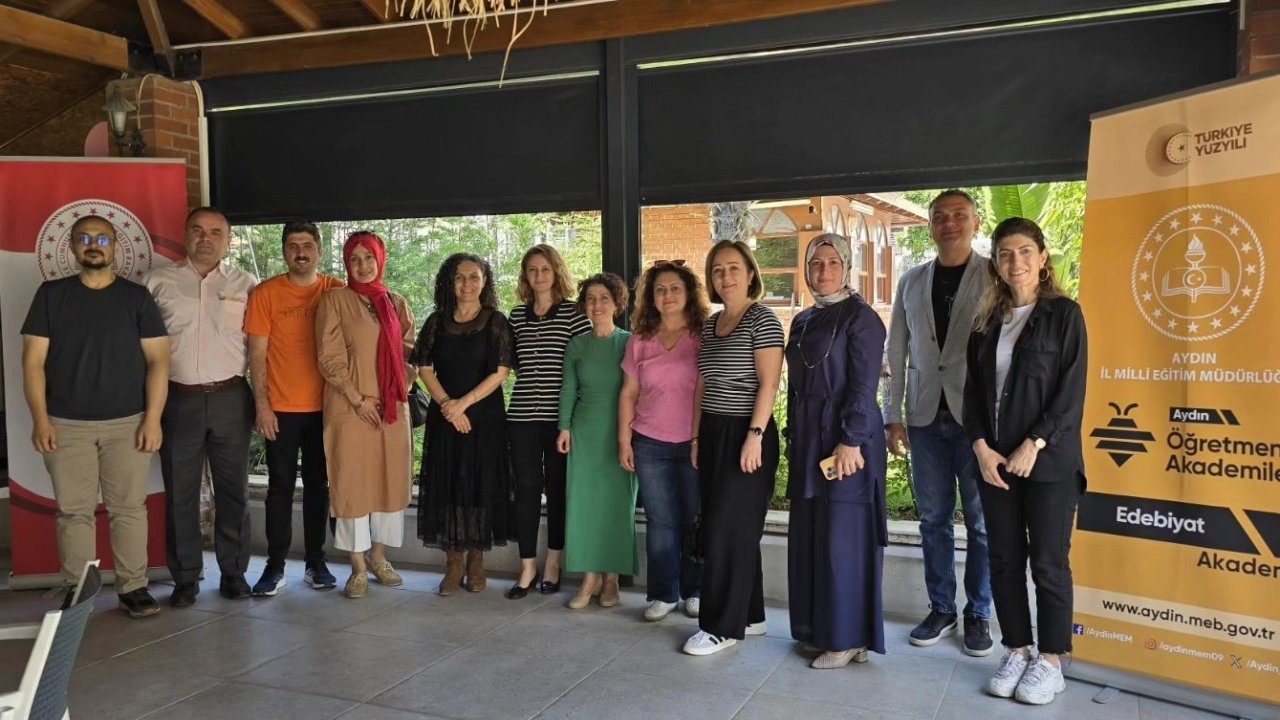 Aydın’da "Maarifin Kalemleri" söyleşisi yoğun ilgi gördü