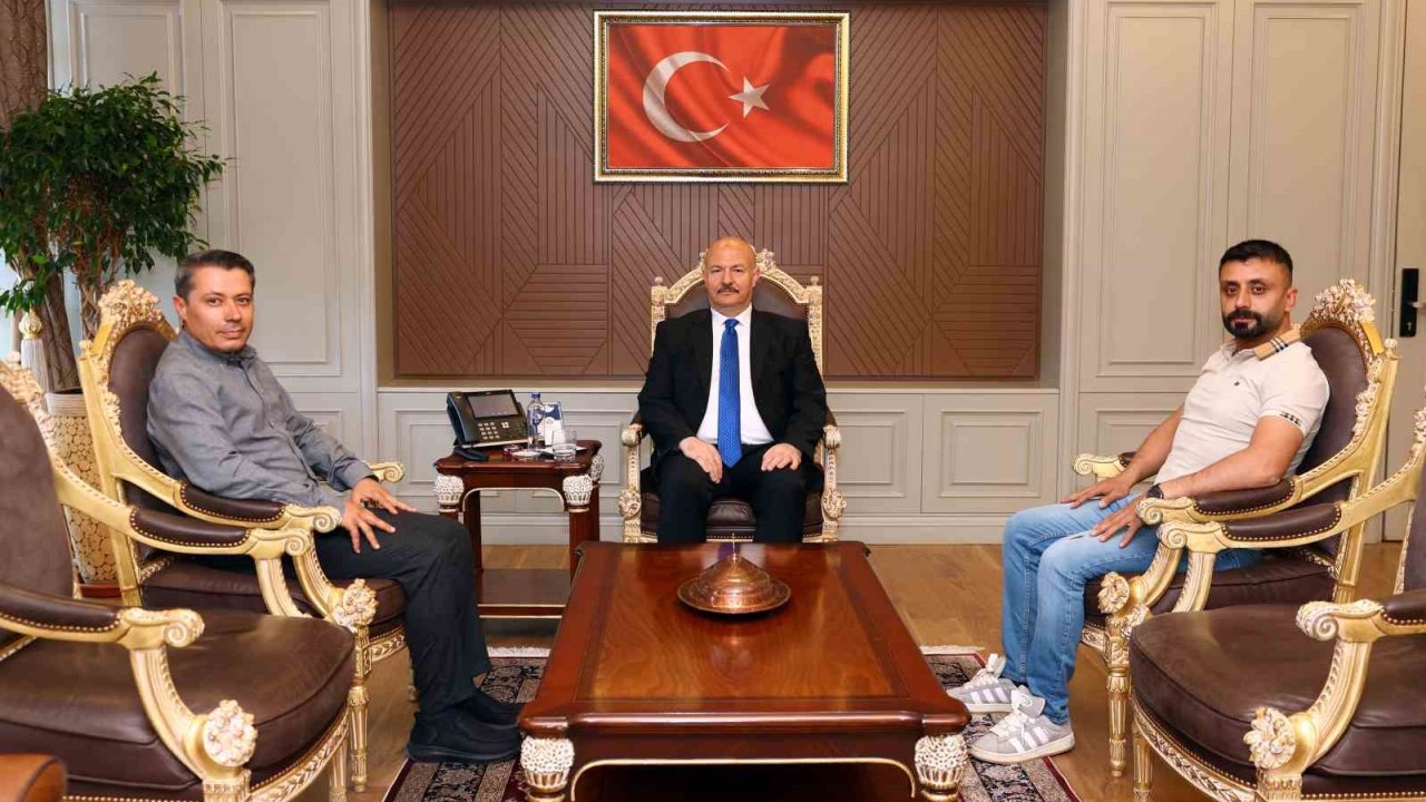 Vali Abdullah Küçük’e basın mensuplarından ziyaret
