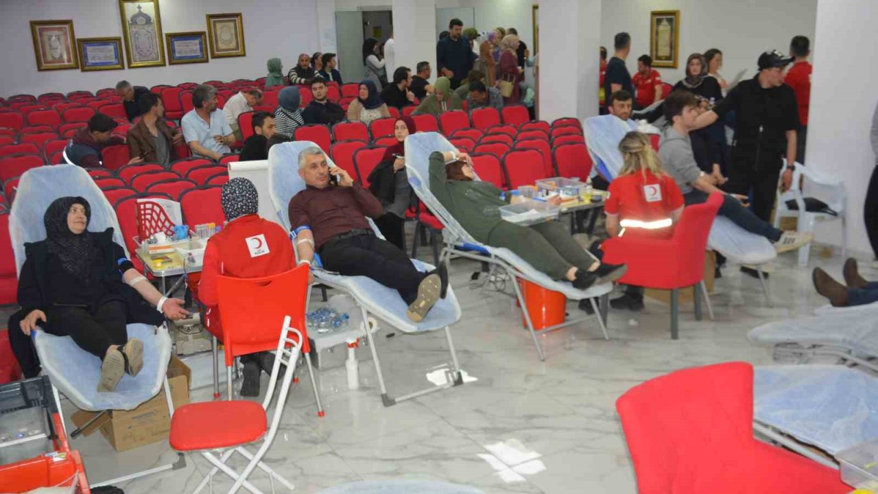 Ordu’da öğrenciler 127 ünite kan topladı