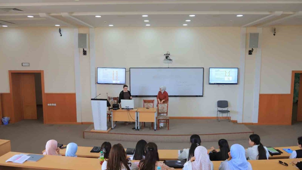 Anadolu Üniversitesi Türk Dili ve Kültürü Programı, Orta Asya’da yoğun ilgi gördü