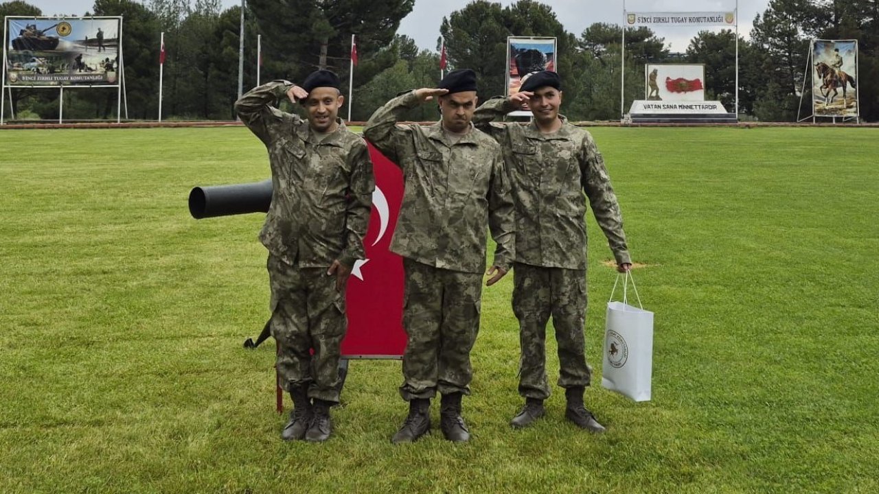 Özel bireyler için özel gün: Bir günlüğüne asker oldular