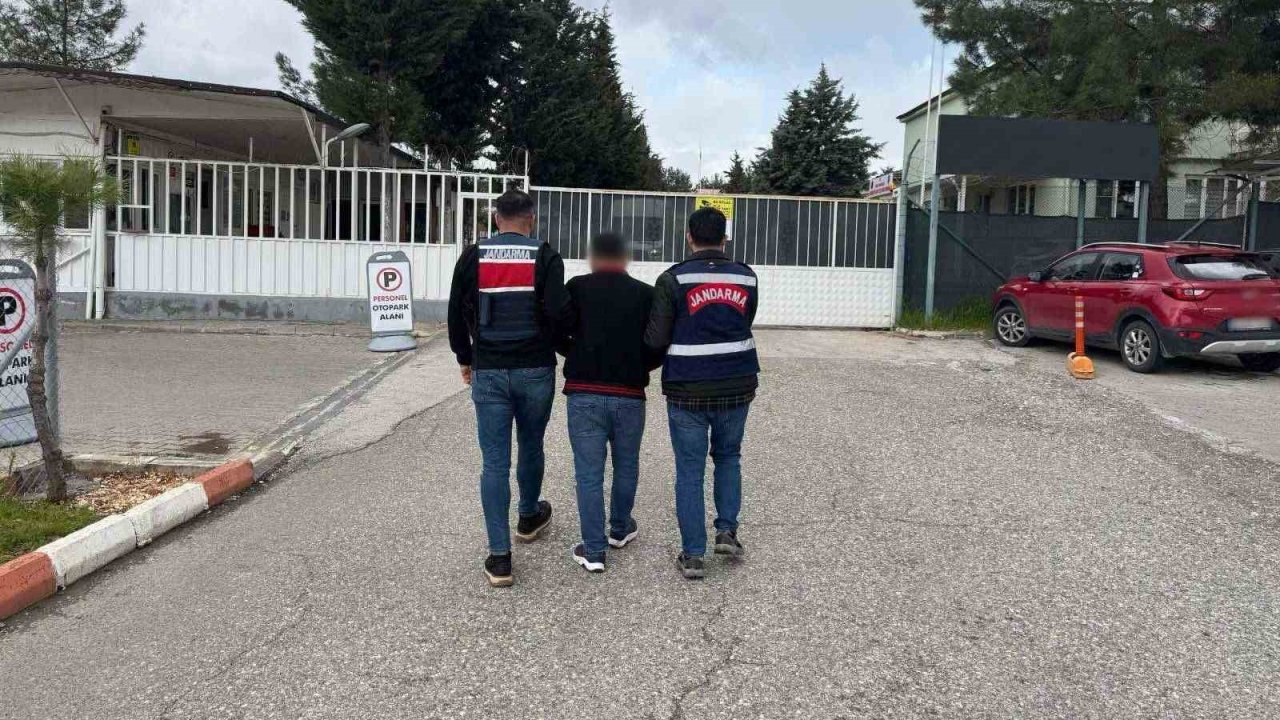 Gaziantep’te jandarmadan yasadışı bahis operasyonu: 2 şahıs tutuklandı
