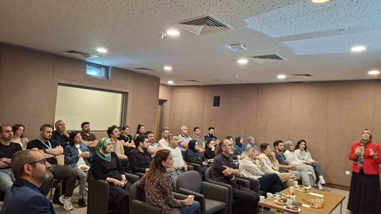 Elazığ’da sağlık çalışanların seminer verildi