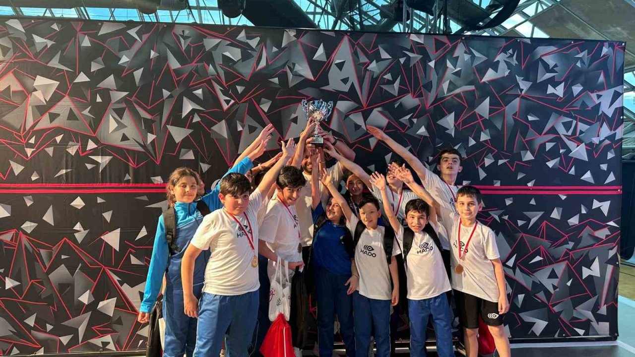 Hado Akademi, Junior Cup’ta Türkiye Şampiyonu oldu