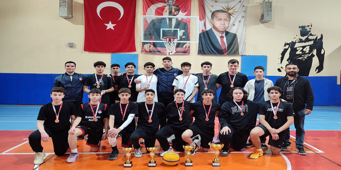 Kars'ta 3x3 Sokaklar Bizim Basketbol Turnuvası Düzenlendi